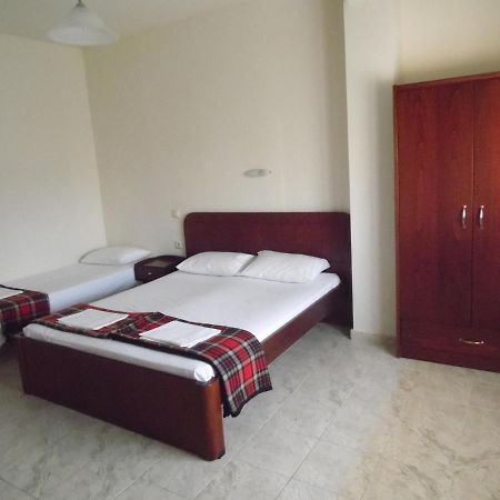 Christos Rooms Ставрос Екстериор снимка
