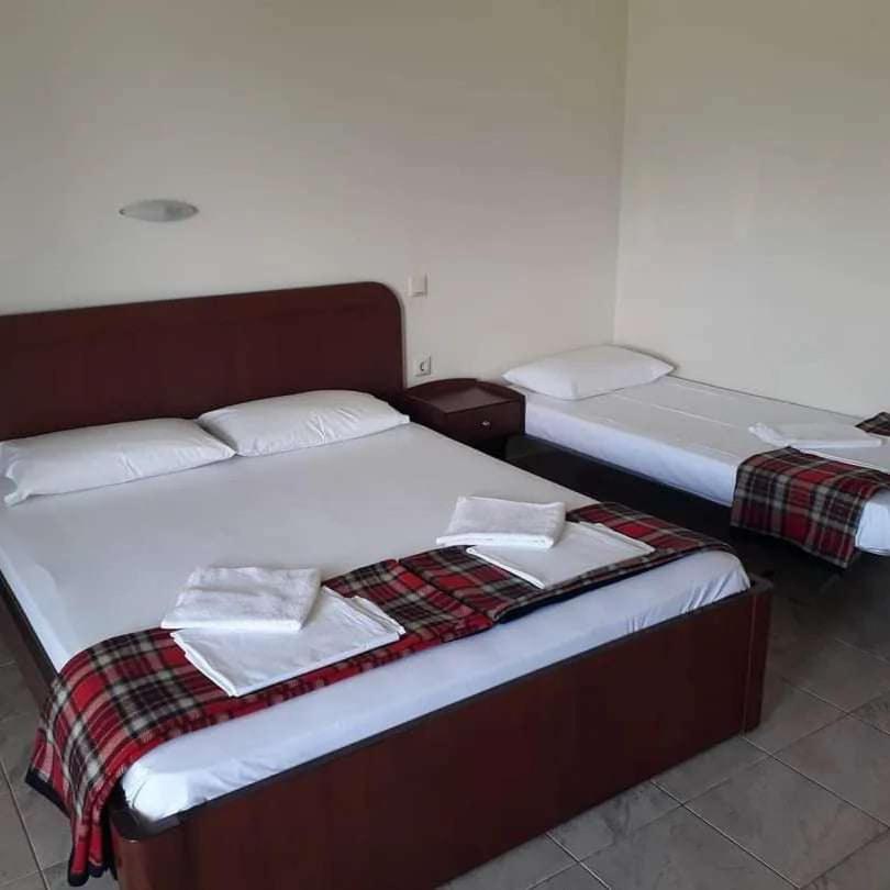 Christos Rooms Ставрос Екстериор снимка